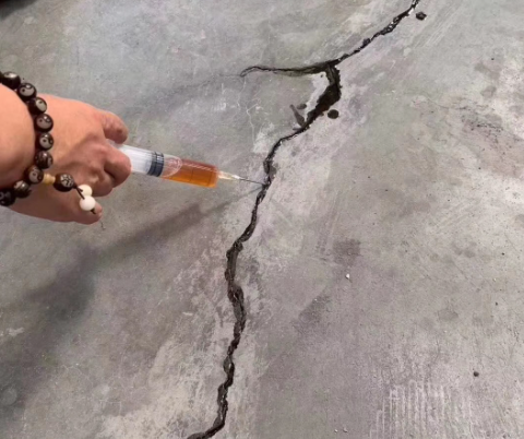 城北混凝土裂缝修补技术详解​